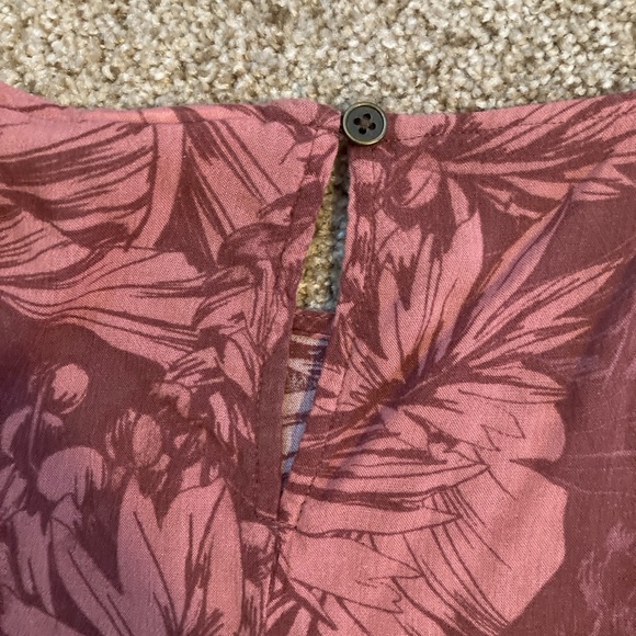 Patterned Top - Picture 4 of 4